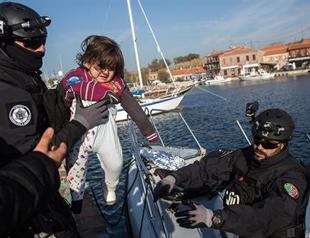 Brussels pushes for EU coastguard-borders agency