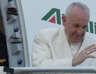 Pope heads for historic encounter with Russian patriarch