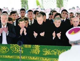 Top state officials bid farewell to ex-president’s father-in-law