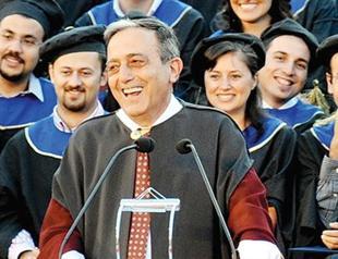 Veteran Turkish scholar Tosun Terzioğlu dies at 74