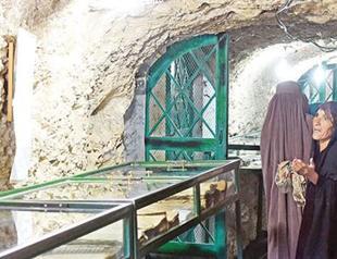 Seeking a miracle on Pakistan’s Qur’an mountain