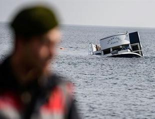 Turkey detains human smugglers, stops 120 Syrians from sailing to Greece