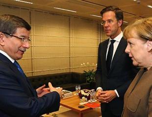 Merkel says hopes to take step forward in EU-Turkey talks ‘within hours’