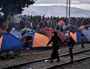 EU summit to declare Balkan migrant route closed