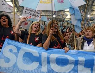 Argentina vote heralds political, economic shake-up