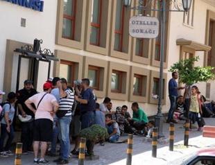 Paris attacks suspect stayed in İzmir: Report