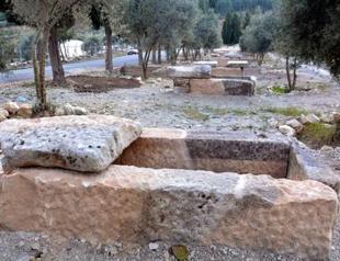 3,000-year-old gladiator graves on display in Turkeys Muğla