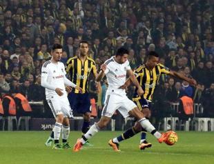 Fenerbahçe beats sole rival, reclaims top spot