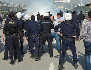 Workers go on strike at Renault in Turkey over layoffs