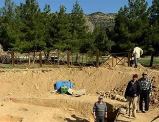 Iron Age artifacts found in Pamukkale