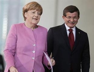 Two Merkel ministers back Turkey’s EU bid