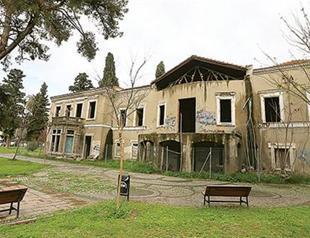 Historic building to reopen as art center in İzmir