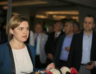 Opposition parties condemn Istanbul suicide bombing