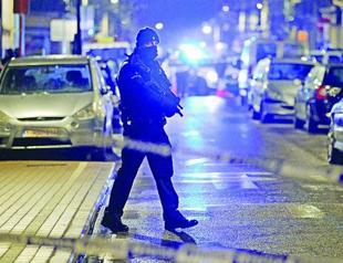 Police crackdown across Europe, 12 detained