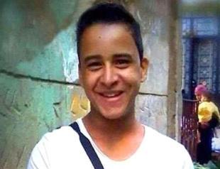 Egypt frees youth detained for anti-torture T-shirt