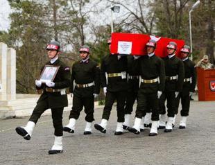 Turkey hits ISIL positions in northern Iraq after Turkish soldier killed