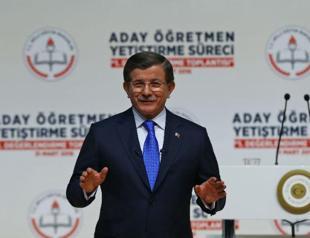 Turkish PM praises teachers working in conflict-hit southeast