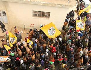 Palestinian teenage girl shot dead after trying to stab Israeli guard, say police