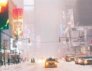 Colossal blizzard shuts down eastern United States