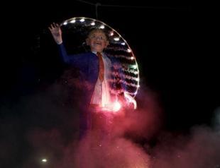 Mexicans burn Donald Trump effigies in Easter ritual