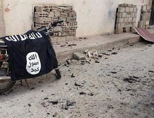 ISIL militants use mustard gas in attack on Deir ez-Zor airport: Syrian state TV