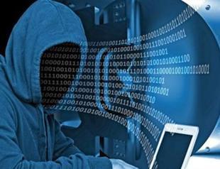 Police nab operators of virus fraud network