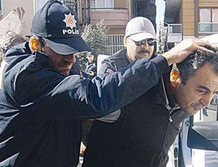 Turkey tries Sabancı murder suspect 20 years on