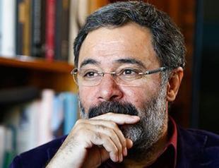 In historical fiction, top-selling Turkish writer offers modern critique