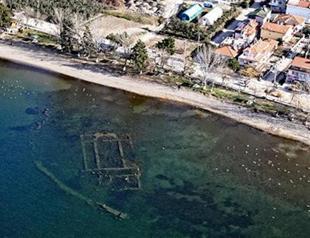Ancient coins found at underwater basilica in Bursa