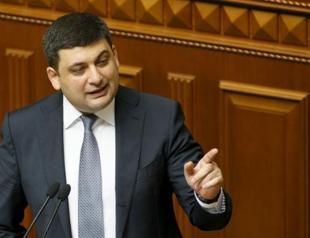 Ukraine parliament confirms pro-Western Groysman as PM