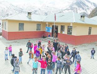 Turkey ranks bottom on child inequality: UNICEF report