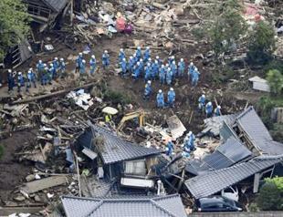 Second deadly quake hits Japan, race against time to find survivors