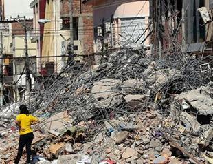 Another quake, magnitude 6.2, strikes off Ecuador coast