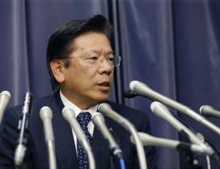 Mitsubishi Motors says manipulated fuel economy tests, shares tumble