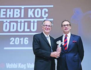 Neuroscientist granted 15th Vehbi Koç award