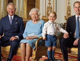 Britain hails queen at 90, a constant in years of turmoil