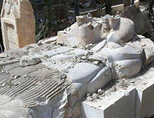 Polish experts return to Syrias Palmyra to restore famed lion statue