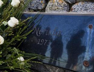 Chile reburies Nobel-winning poet Pablo Neruda