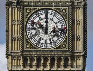 Londons Big Ben clock chimes to be silenced for urgent repairs