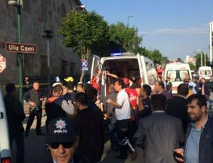 Suicide bomb attack in Turkeys Bursa wounds 13