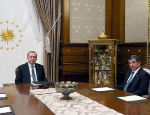 AS IT HAPPENED: Davutoğlu-AKP board tensions rose step-by-step