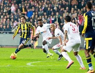 Fener plays Lokomotiv in tense Euro game