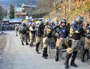 Turkish police fire tear gas at gold mine protestors
