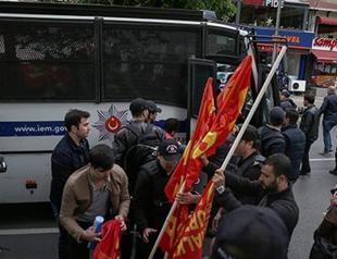 Istanbul police disperse group after bid to enter Taksim Square