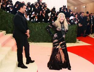 Stars at Met Gala go bold with glam-tech looks