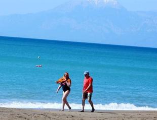 Antalya sees 90 pct drop in Russian tourists