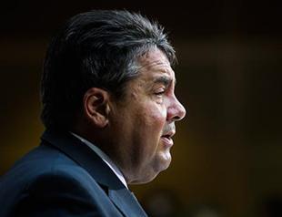 Germany vice chancellor denies reports hes stepping down as SPD chief