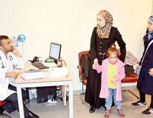 Istanbul clinic employs Syrian staff for night shifts