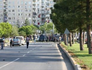 Three killed, 45 wounded in bomb attack in Turkeys Diyarbakır