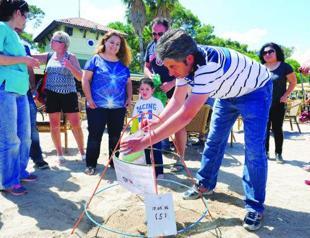 Caretta carettas lay eggs in Antalyas Kemer